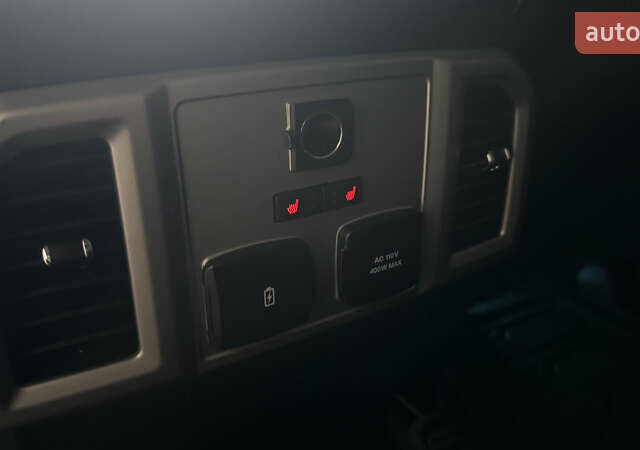 Білий Форд Ф-150, об'ємом двигуна 3 л та пробігом 84 тис. км за 49000 $, фото 12 на Automoto.ua