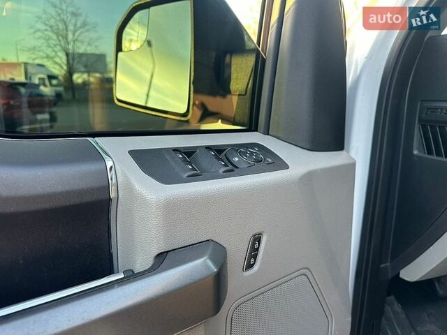 Белый Форд Ф-150, объемом двигателя 2.69 л и пробегом 158 тыс. км за 17700 $, фото 20 на Automoto.ua