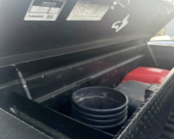 Белый Форд Ф-150, объемом двигателя 3.34 л и пробегом 182 тыс. км за 28000 $, фото 12 на Automoto.ua