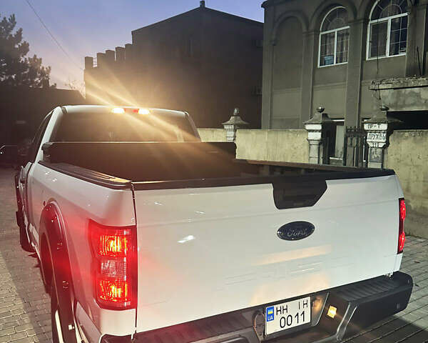 Белый Форд Ф-150, объемом двигателя 3.34 л и пробегом 182 тыс. км за 28000 $, фото 5 на Automoto.ua