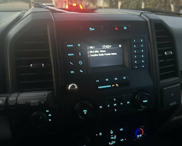 Белый Форд Ф-150, объемом двигателя 3.34 л и пробегом 182 тыс. км за 28000 $, фото 21 на Automoto.ua