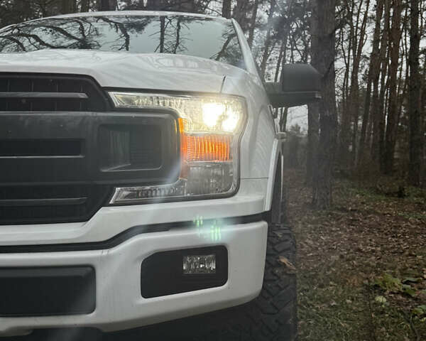 Білий Форд Ф-150, об'ємом двигуна 2.69 л та пробігом 118 тис. км за 29999 $, фото 5 на Automoto.ua