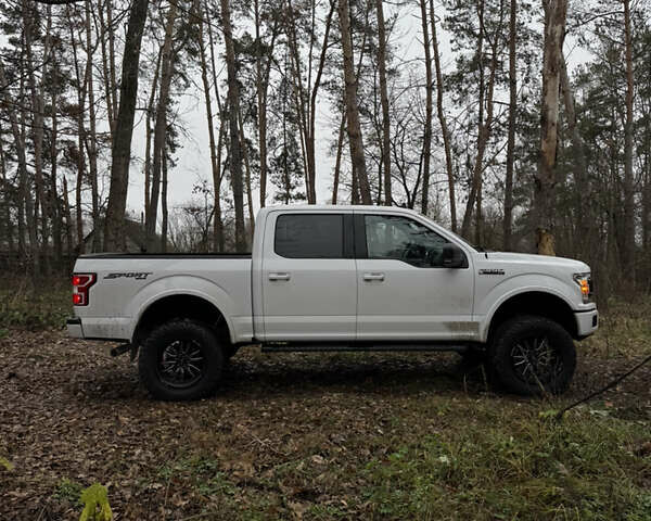 Білий Форд Ф-150, об'ємом двигуна 2.69 л та пробігом 118 тис. км за 29999 $, фото 11 на Automoto.ua