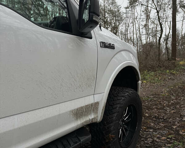 Білий Форд Ф-150, об'ємом двигуна 2.69 л та пробігом 118 тис. км за 29999 $, фото 12 на Automoto.ua