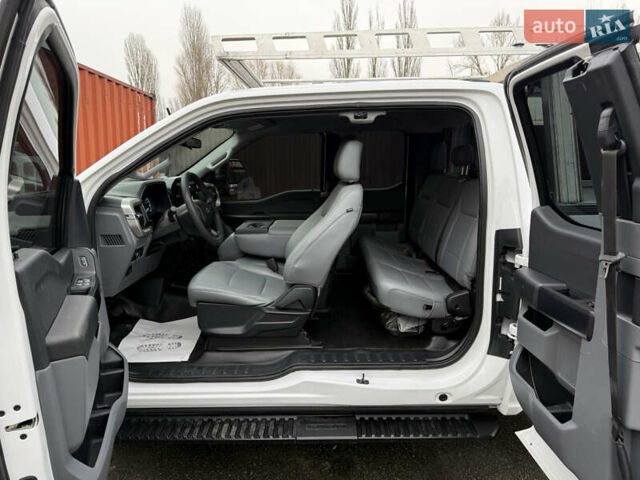 Белый Форд Ф-150, объемом двигателя 3.34 л и пробегом 20 тыс. км за 28000 $, фото 16 на Automoto.ua