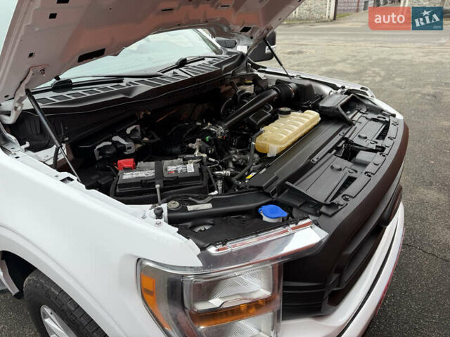 Белый Форд Ф-150, объемом двигателя 3.34 л и пробегом 20 тыс. км за 28000 $, фото 11 на Automoto.ua