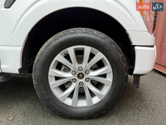 Белый Форд Ф-150, объемом двигателя 3.34 л и пробегом 20 тыс. км за 28000 $, фото 13 на Automoto.ua