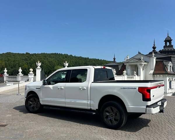 Белый Форд Ф-150, объемом двигателя 0 л и пробегом 39 тыс. км за 49000 $, фото 14 на Automoto.ua
