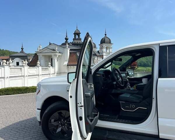 Белый Форд Ф-150, объемом двигателя 0 л и пробегом 39 тыс. км за 49000 $, фото 10 на Automoto.ua