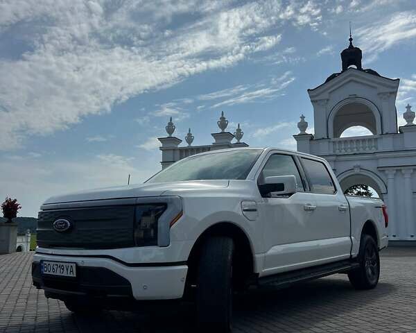 Белый Форд Ф-150, объемом двигателя 0 л и пробегом 39 тыс. км за 49000 $, фото 1 на Automoto.ua
