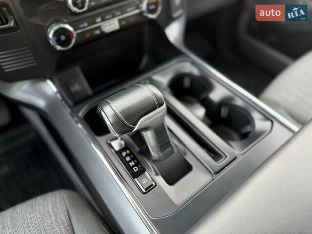 Білий Форд Ф-150, об'ємом двигуна 0 л та пробігом 14 тис. км за 45900 $, фото 18 на Automoto.ua