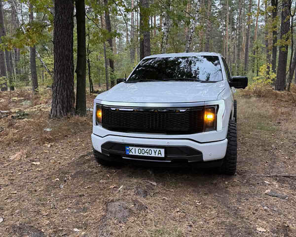 Белый Форд Ф-150, объемом двигателя 0 л и пробегом 37 тыс. км за 41000 $, фото 3 на Automoto.ua