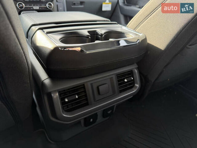 Білий Форд Ф-150, об'ємом двигуна 0 л та пробігом 14 тис. км за 45900 $, фото 16 на Automoto.ua