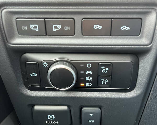 Белый Форд Ф-150, объемом двигателя 0 л и пробегом 68 тыс. км за 43500 $, фото 19 на Automoto.ua