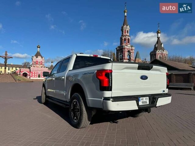 Белый Форд Ф-150, объемом двигателя 0 л и пробегом 15 тыс. км за 47100 $, фото 22 на Automoto.ua
