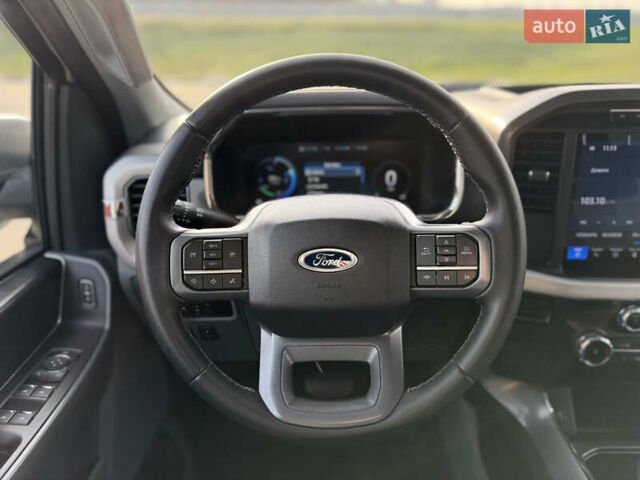 Білий Форд Ф-150, об'ємом двигуна 0 л та пробігом 14 тис. км за 45900 $, фото 19 на Automoto.ua