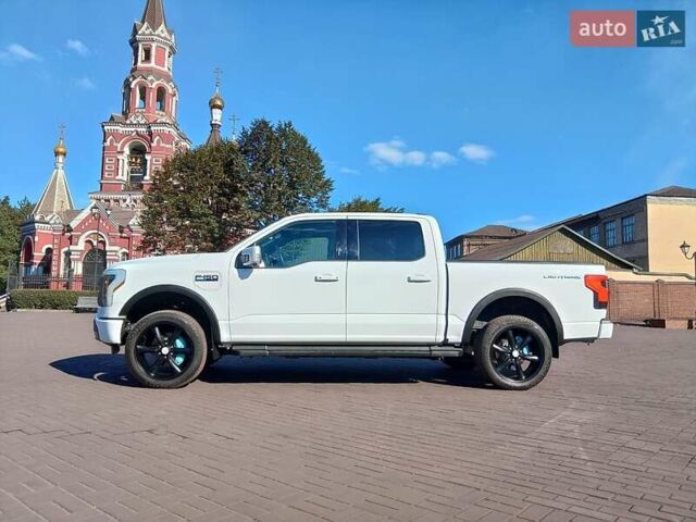 Белый Форд Ф-150, объемом двигателя 0 л и пробегом 9 тыс. км за 48900 $, фото 7 на Automoto.ua