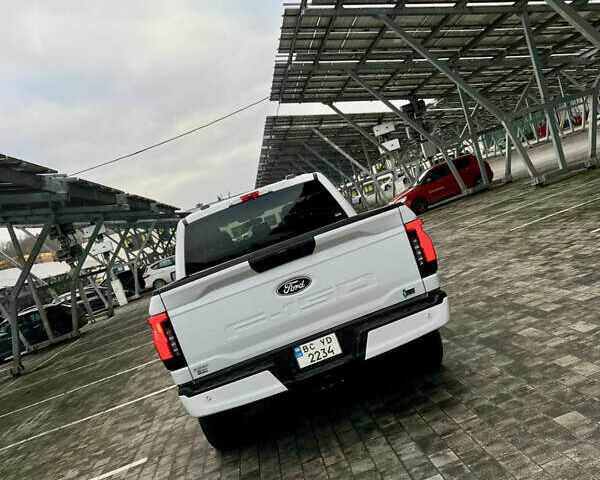 Белый Форд Ф-150, объемом двигателя 0 л и пробегом 6 тыс. км за 44900 $, фото 7 на Automoto.ua