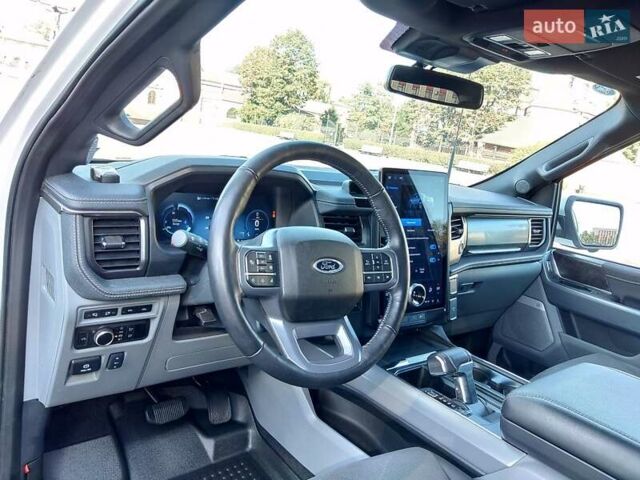 Белый Форд Ф-150, объемом двигателя 0 л и пробегом 9 тыс. км за 48900 $, фото 24 на Automoto.ua