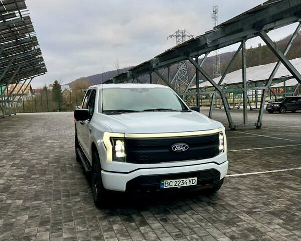 Белый Форд Ф-150, объемом двигателя 0 л и пробегом 6 тыс. км за 44900 $, фото 2 на Automoto.ua