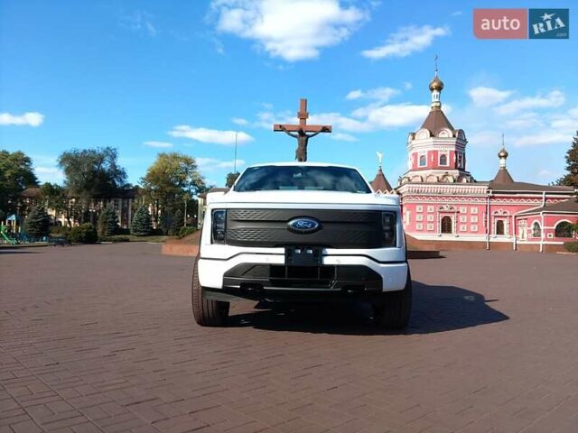 Белый Форд Ф-150, объемом двигателя 0 л и пробегом 9 тыс. км за 48900 $, фото 1 на Automoto.ua