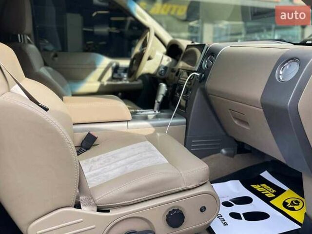 Черный Форд Ф-150, объемом двигателя 5.4 л и пробегом 243 тыс. км за 20500 $, фото 10 на Automoto.ua