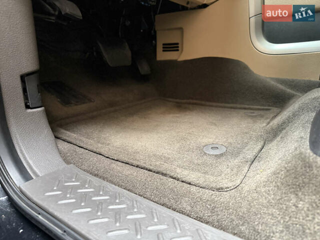 Черный Форд Ф-150, объемом двигателя 3.49 л и пробегом 90 тыс. км за 19500 $, фото 20 на Automoto.ua