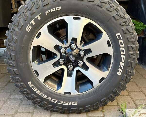 Форд Ф-150 2013 в Киеве на Automoto.ua Черный Форд Ф-150, объемом двигателя 3.5 л и пробегом 142 тыс. км за 19990 $, фото 32 на Automoto.ua