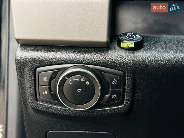 Форд Ф-150 2015 в Харькове на Automoto.ua Черный Форд Ф-150, объемом двигателя 5.03 л и пробегом 228 тыс. км за 23500 $, фото 36 на Automoto.ua