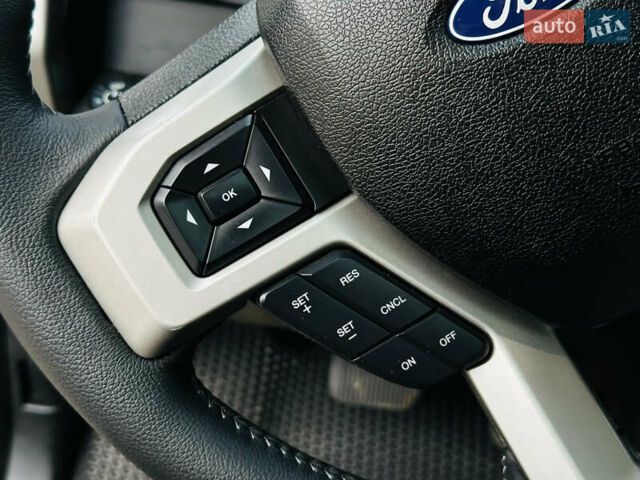 Форд Ф-150 2015 в Харькове на Automoto.ua Черный Форд Ф-150, объемом двигателя 5.03 л и пробегом 228 тыс. км за 23500 $, фото 30 на Automoto.ua