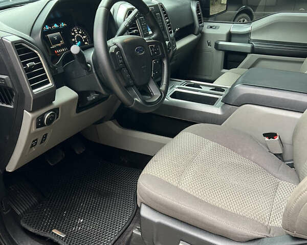 Черный Форд Ф-150, объемом двигателя 2.7 л и пробегом 299 тыс. км за 19100 $, фото 22 на Automoto.ua