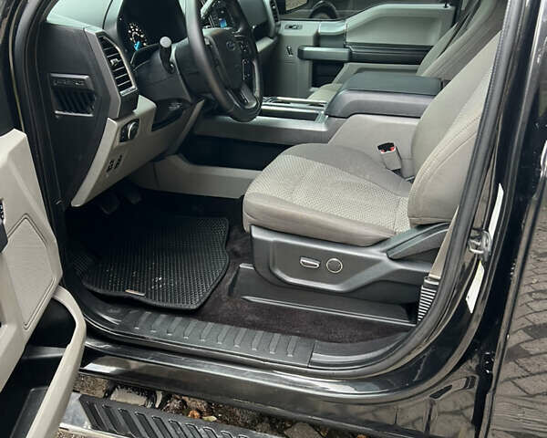 Черный Форд Ф-150, объемом двигателя 2.7 л и пробегом 299 тыс. км за 19100 $, фото 20 на Automoto.ua