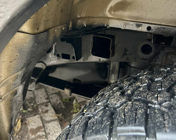 Черный Форд Ф-150, объемом двигателя 2.7 л и пробегом 299 тыс. км за 19100 $, фото 9 на Automoto.ua