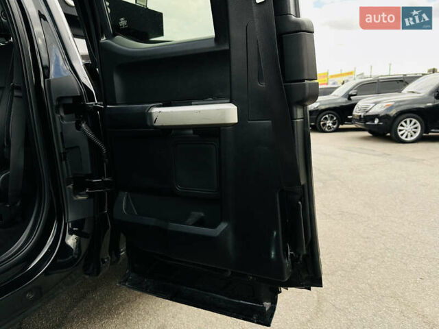 Форд Ф-150 2015 в Харькове на Automoto.ua Черный Форд Ф-150, объемом двигателя 5.03 л и пробегом 228 тыс. км за 23500 $, фото 17 на Automoto.ua