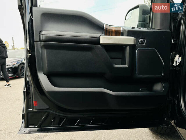 Форд Ф-150 2015 в Харькове на Automoto.ua Черный Форд Ф-150, объемом двигателя 5.03 л и пробегом 228 тыс. км за 23500 $, фото 14 на Automoto.ua