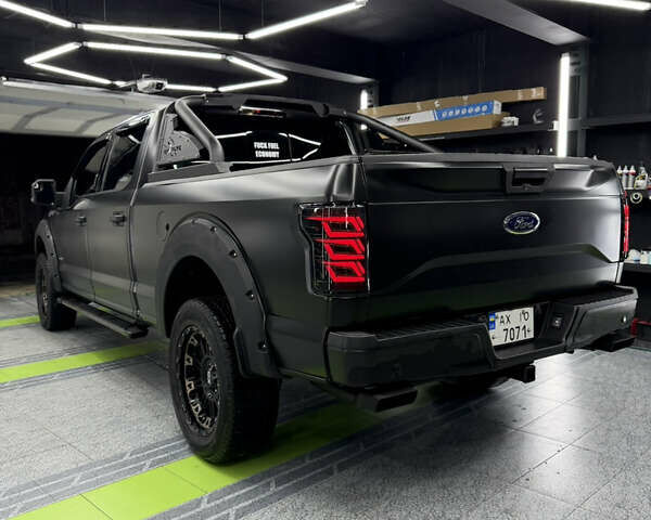 Черный Форд Ф-150, объемом двигателя 3.5 л и пробегом 180 тыс. км за 31850 $, фото 3 на Automoto.ua