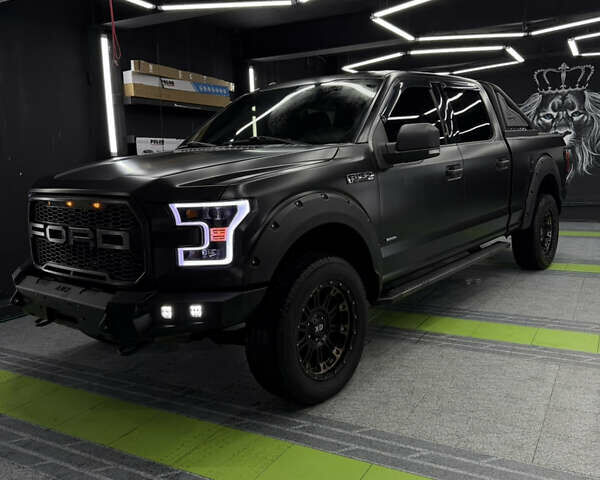 Черный Форд Ф-150, объемом двигателя 3.5 л и пробегом 180 тыс. км за 31850 $, фото 1 на Automoto.ua