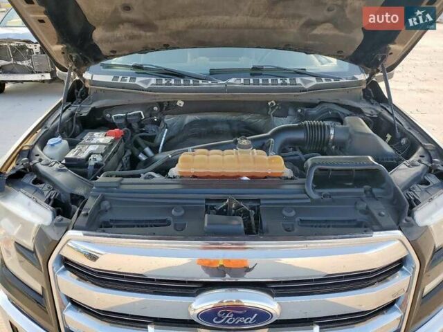 Форд Ф-150 2016 в Луцке на Automoto.ua Черный Форд Ф-150, объемом двигателя 3.5 л и пробегом 200 тыс. км за 10000 $, фото 9 на Automoto.ua