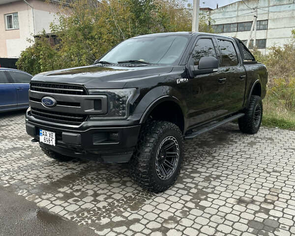 Форд Ф-150 2017 в Луцке на Automoto.ua Черный Форд Ф-150, объемом двигателя 2.69 л и пробегом 124 тыс. км за 34000 $, фото 4 на Automoto.ua