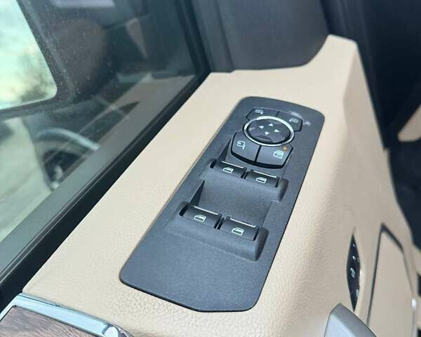 Форд Ф-150 2018 у Києві на Automoto.ua Чорний Форд Ф-150, об'ємом двигуна 3.49 л та пробігом 136 тис. км за 33000 $, фото 34 на Automoto.ua