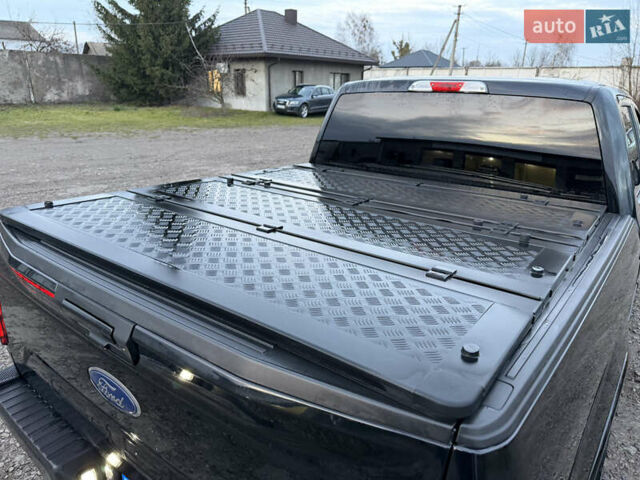 Черный Форд Ф-150, объемом двигателя 2.7 л и пробегом 190 тыс. км за 32500 $, фото 23 на Automoto.ua