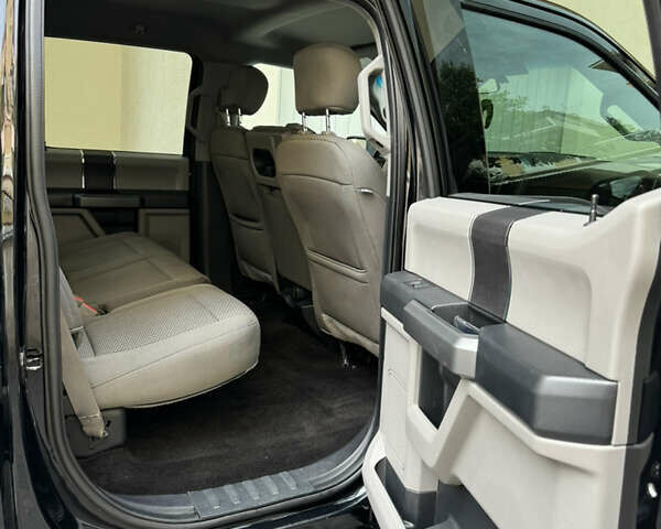 Черный Форд Ф-150, объемом двигателя 2.69 л и пробегом 94 тыс. км за 33000 $, фото 11 на Automoto.ua