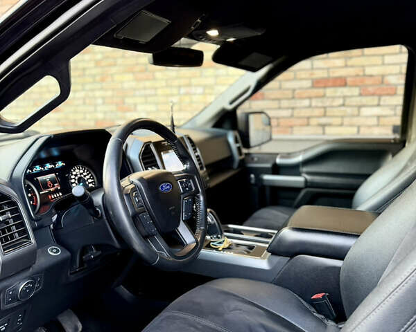 Черный Форд Ф-150, объемом двигателя 2.69 л и пробегом 190 тыс. км за 29900 $, фото 13 на Automoto.ua