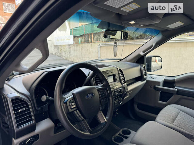 Черный Форд Ф-150, объемом двигателя 2.69 л и пробегом 94 тыс. км за 33000 $, фото 16 на Automoto.ua