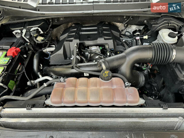 Черный Форд Ф-150, объемом двигателя 2.69 л и пробегом 94 тыс. км за 33000 $, фото 26 на Automoto.ua