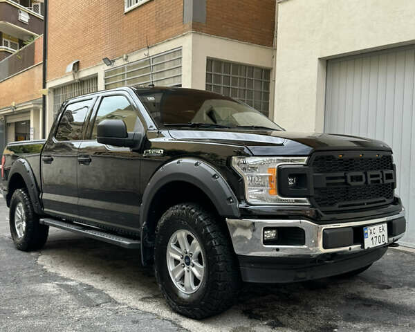 Черный Форд Ф-150, объемом двигателя 2.69 л и пробегом 94 тыс. км за 33000 $, фото 3 на Automoto.ua