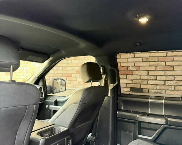 Черный Форд Ф-150, объемом двигателя 2.69 л и пробегом 190 тыс. км за 29900 $, фото 15 на Automoto.ua