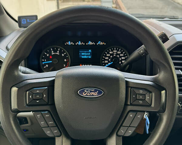 Черный Форд Ф-150, объемом двигателя 2.69 л и пробегом 94 тыс. км за 33000 $, фото 14 на Automoto.ua