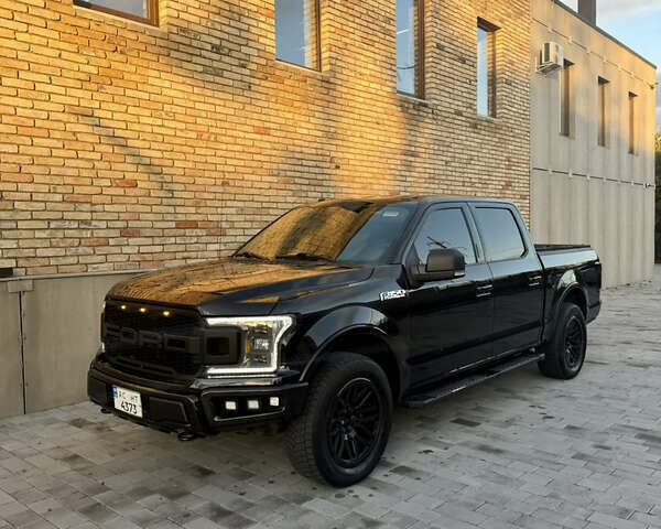 Черный Форд Ф-150, объемом двигателя 2.69 л и пробегом 190 тыс. км за 29900 $, фото 4 на Automoto.ua