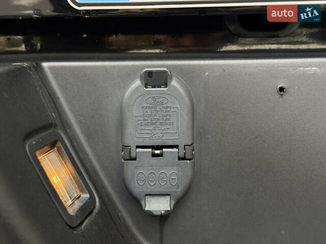 Черный Форд Ф-150, объемом двигателя 3.49 л и пробегом 71 тыс. км за 39900 $, фото 56 на Automoto.ua